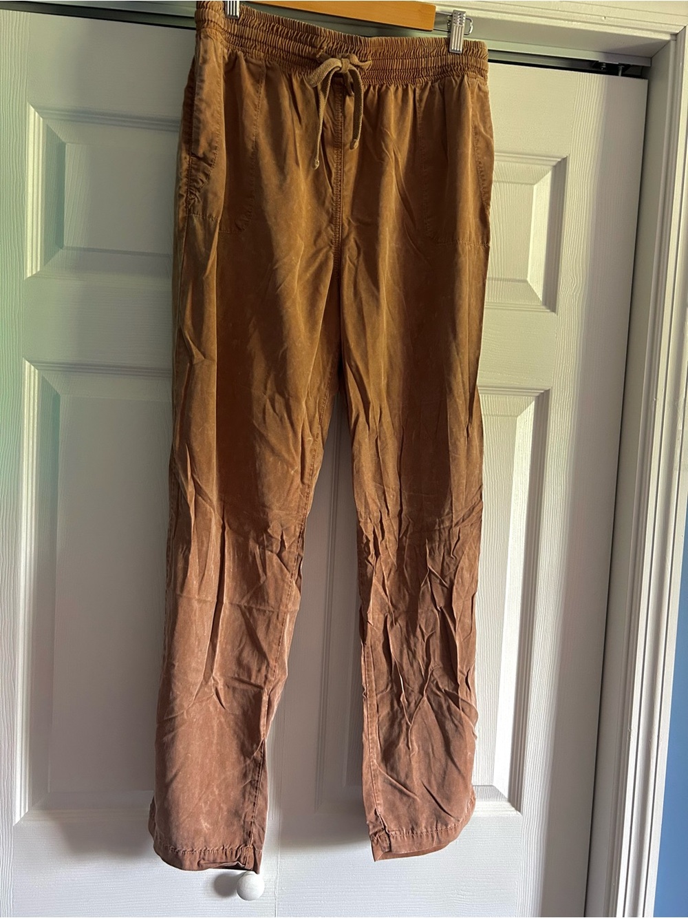 Women’s Lightweight Drawstring pants in Brown
